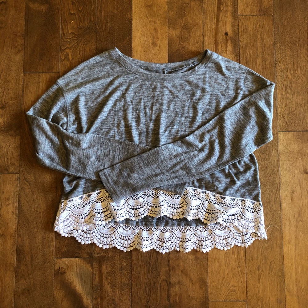 Bethany Mota Top